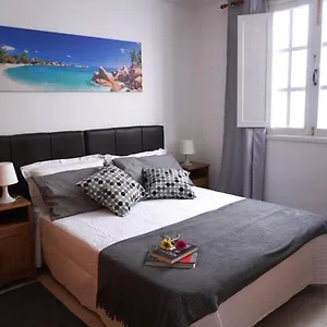 Apto. Guacimeta, A 20m De La Playa. Apartamento