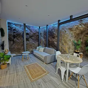https://el-susurro-del-tajo-la-gruta.besthotelstoledo.com
